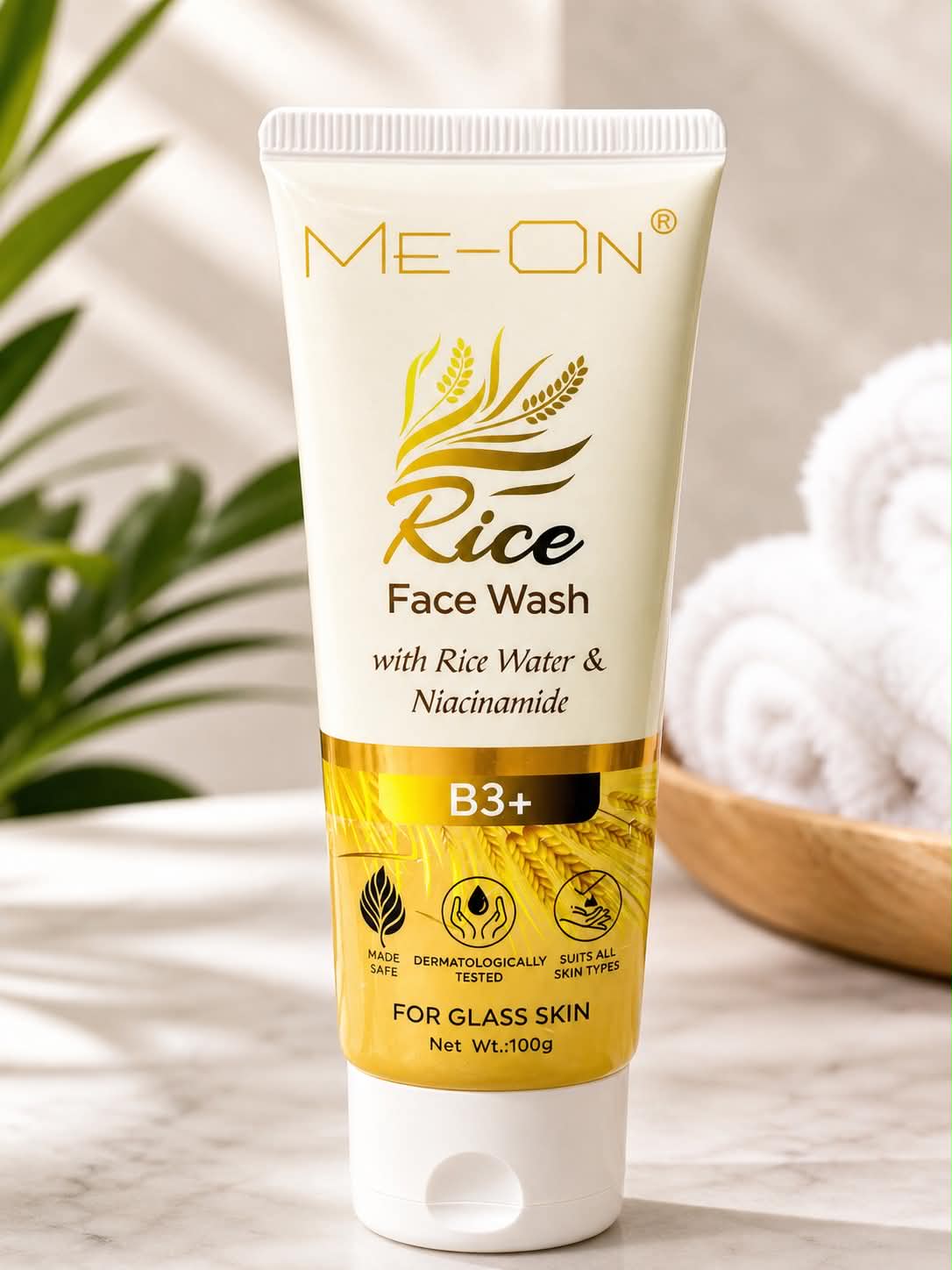 ME-ON Rice Face Wash with Niacinamide
